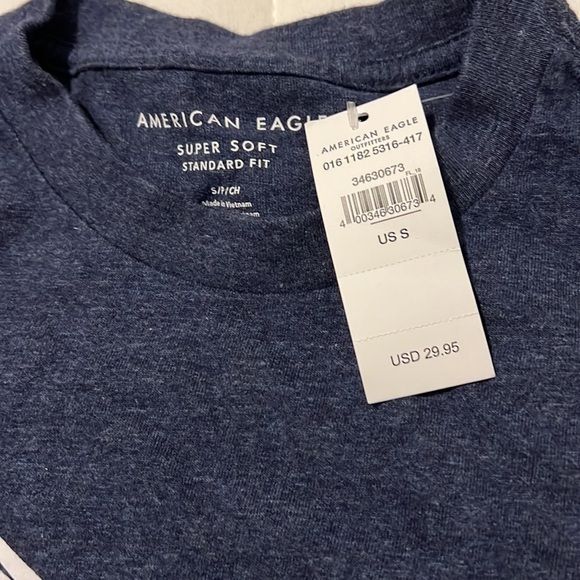 American Eagle long sleeve tee - Picture 2 of 2